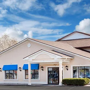 Howard Johnson By Wyndham Motel Niagara Falls
