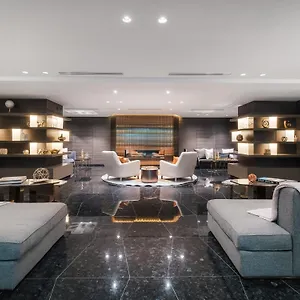 Paradox 4*, Vancouver Canada