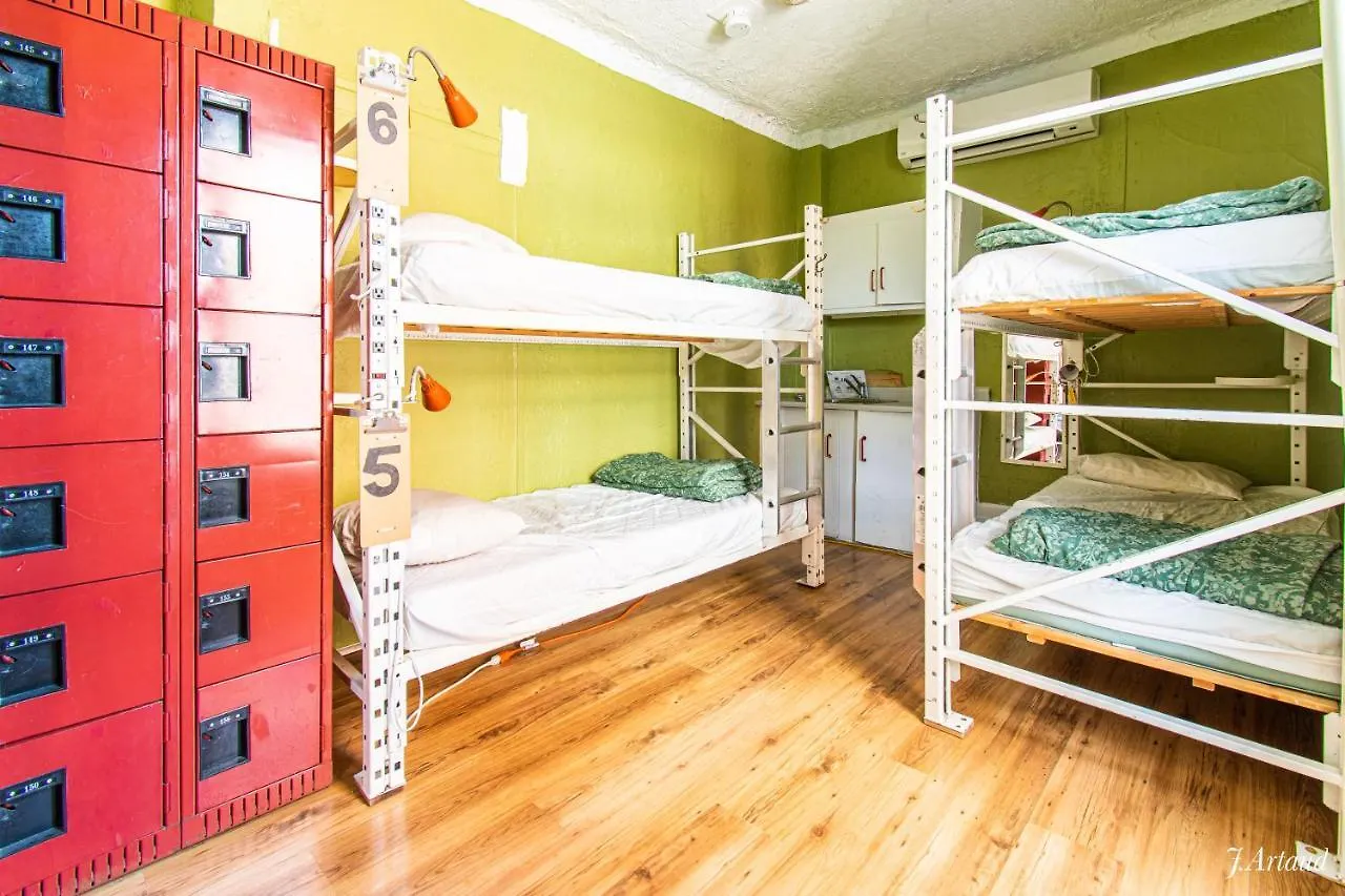 Hostel Auberge Du Plateau Canada