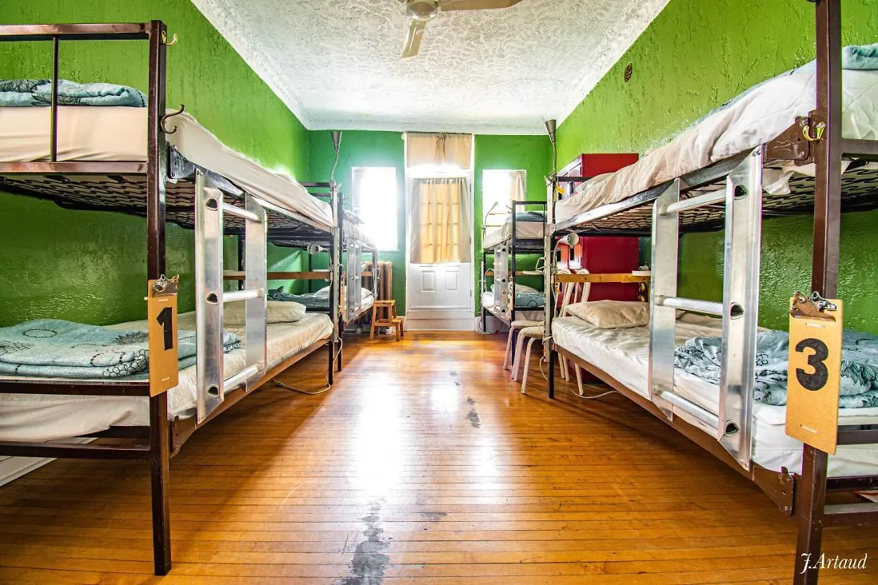 Auberge Du Plateau Montreal