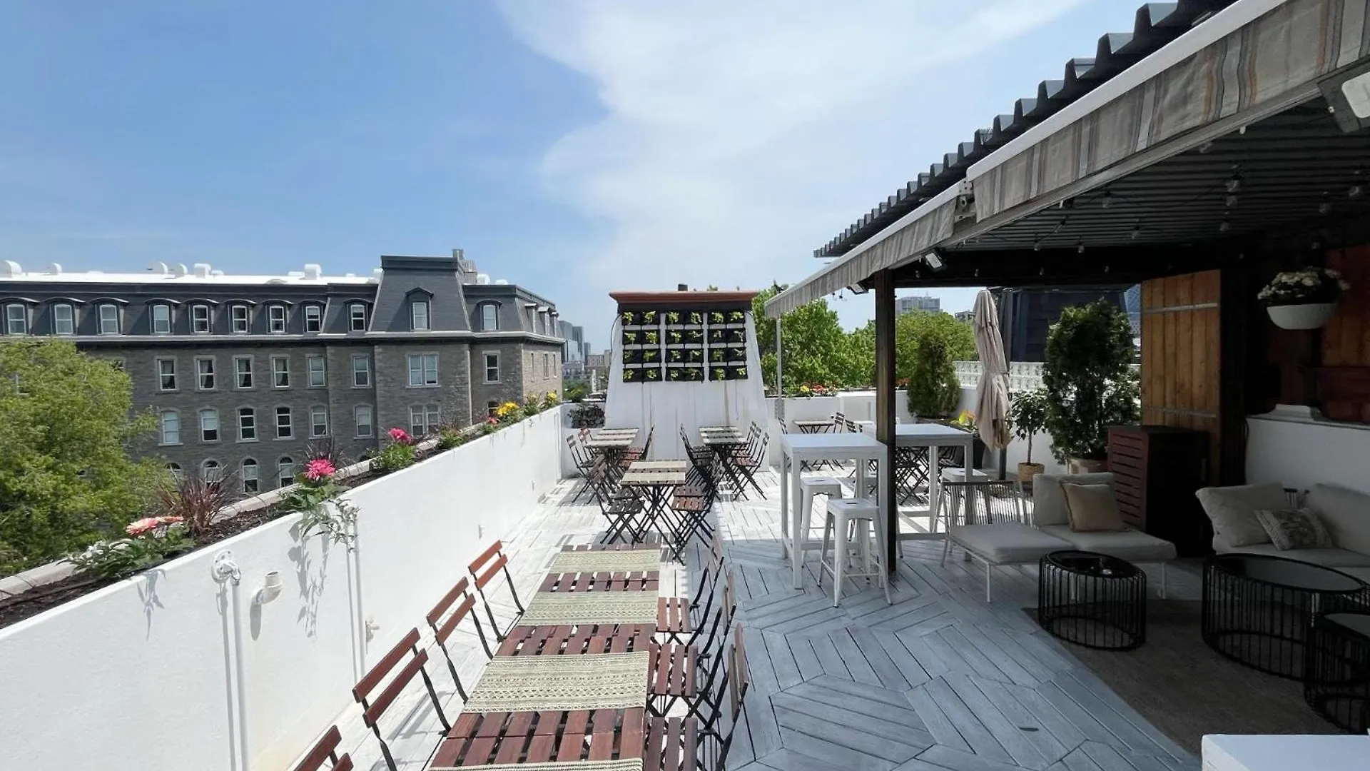 Hostel Auberge Du Plateau