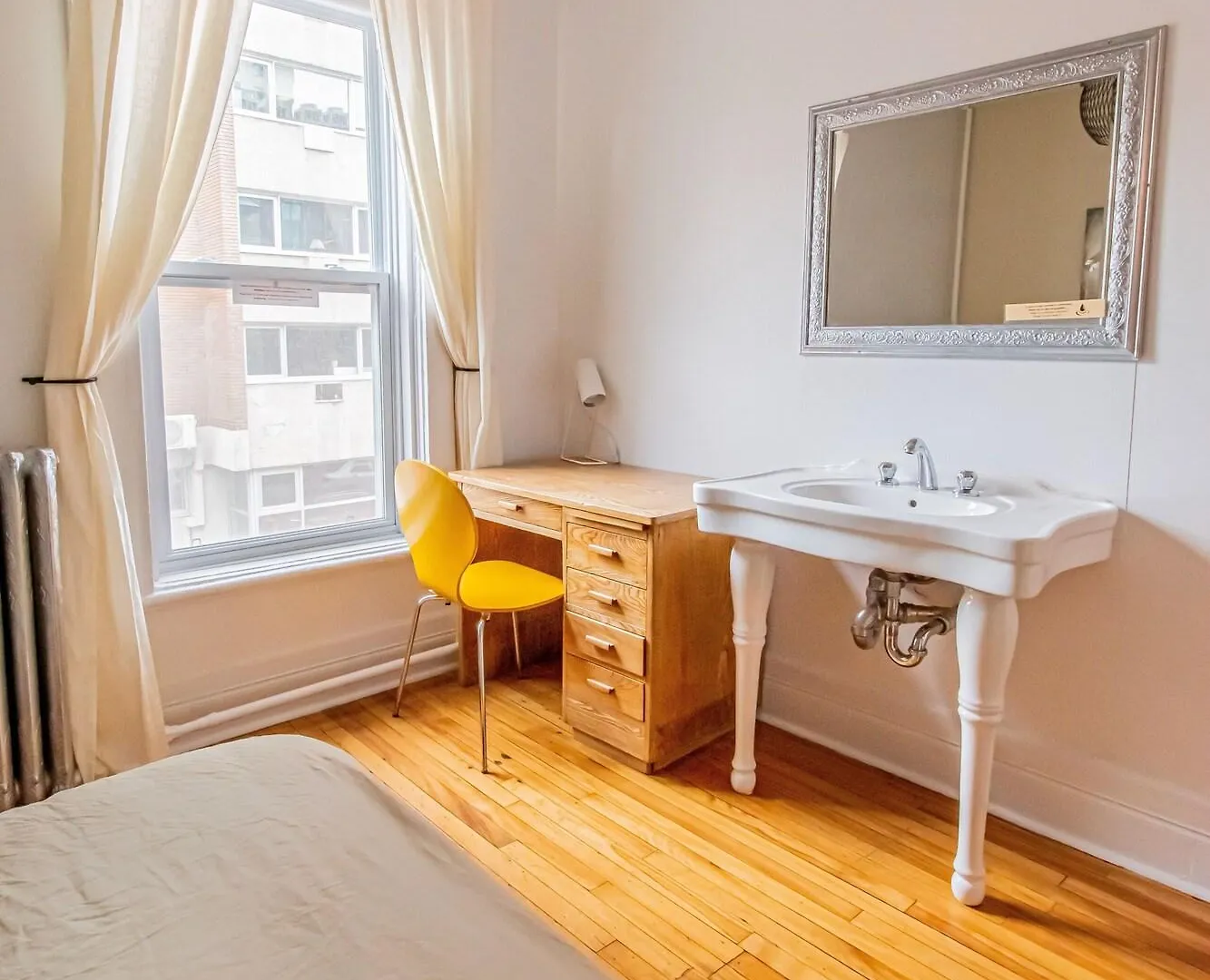 Auberge Du Plateau Montréal Canada